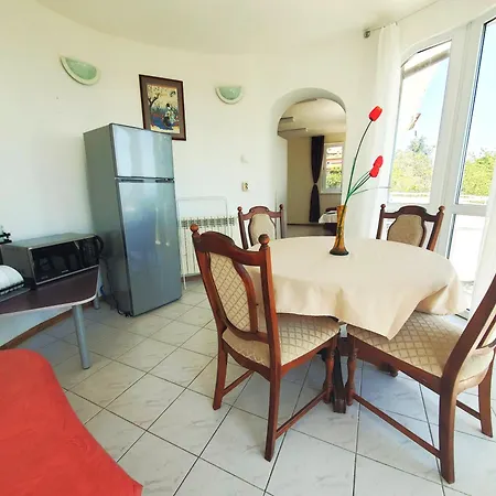 Apartament Blago Warna